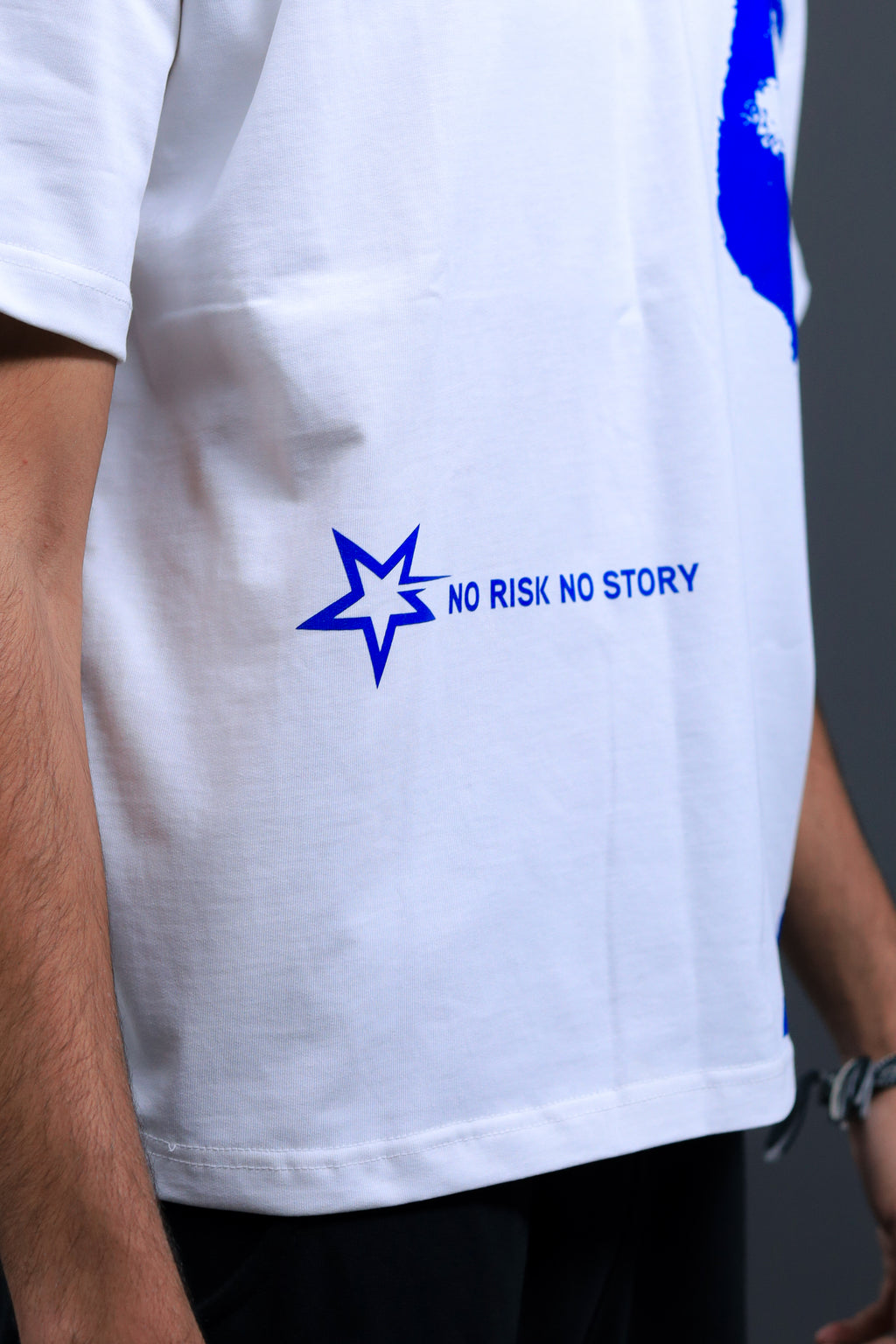 Unisex oversized Tee