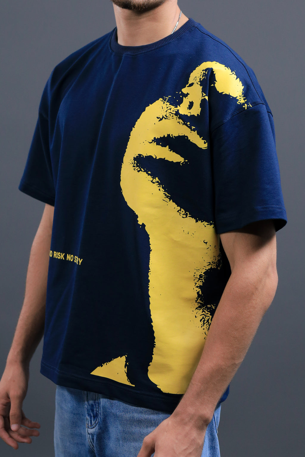 Unisex oversized Tee